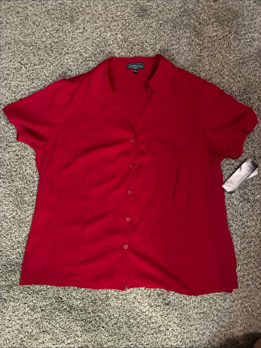 🎉 4/$25 NWT $24.98 Elementz Women's Red Short-Sleeve Button-Down Blouse